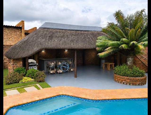 3 BEDROOM HOUSE FOR SALE IN HEUWELOORD